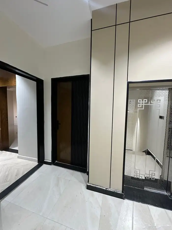 للبيع شقق سكنية 6غرف بسطح خاص ومصعد تصميم مودرن 550الف 5