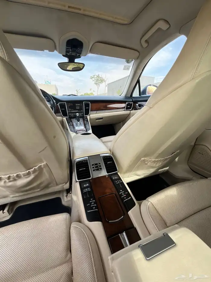 بورش بانميرا 4