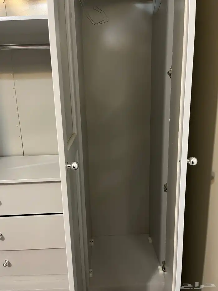 درج ملابس 3ابواب شبه جديد 2