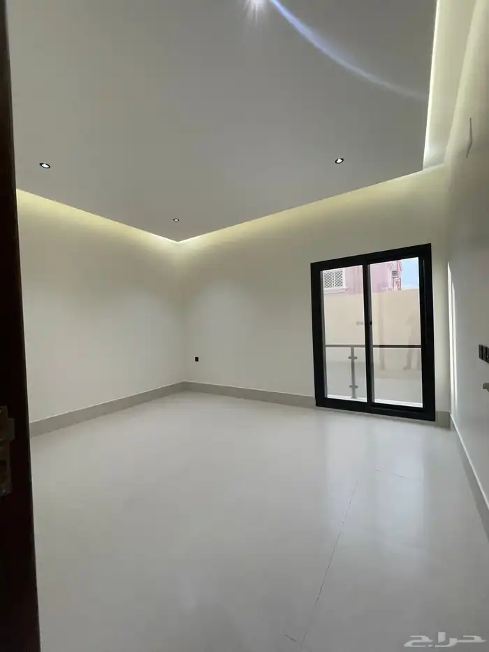 للبيع فيلا دوبلكس تشطيب راقي بحي الضيافه خميس مشيط 31