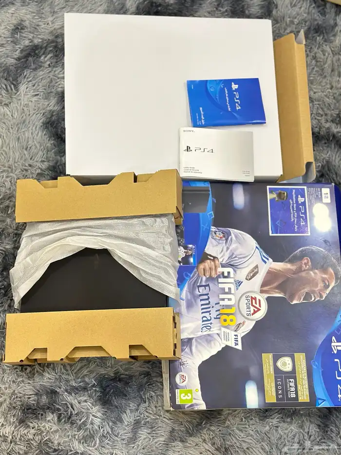 سوني فور شبه جديد 3