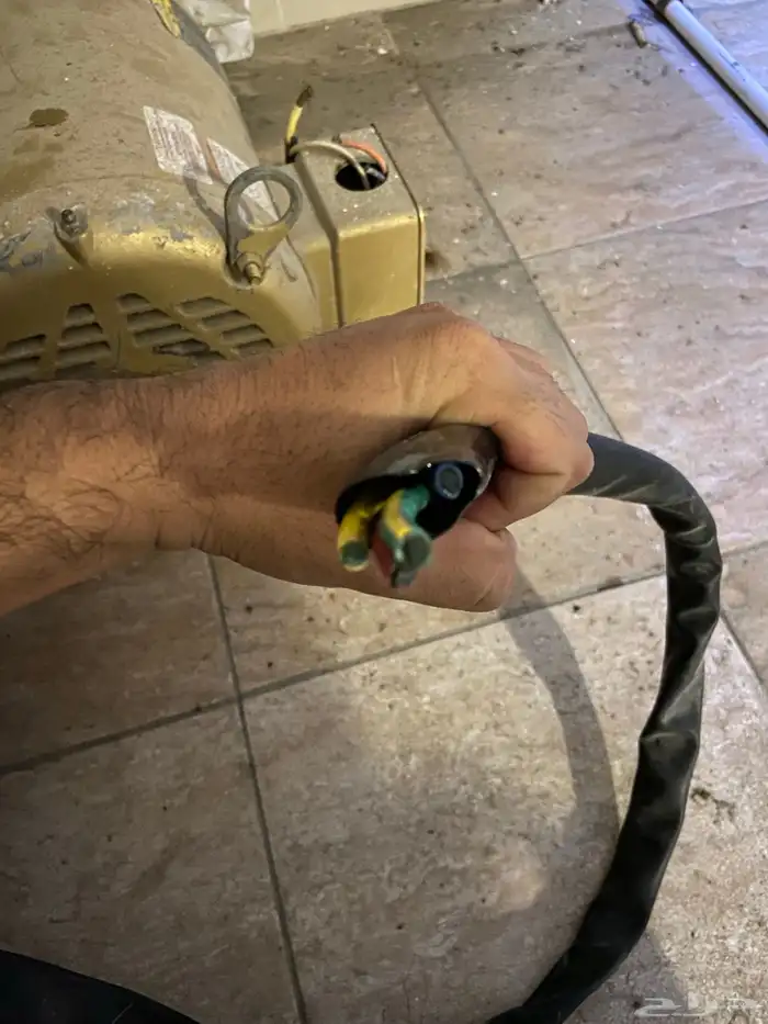 دينمو كهربائي نضيف جاد وصامل يرسل 2