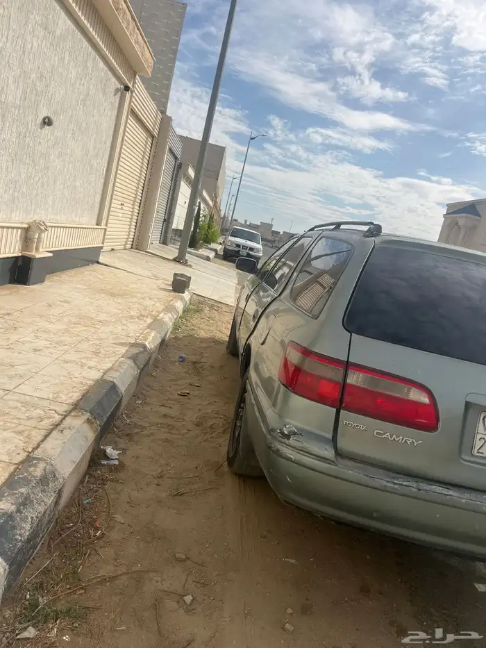 كامري 2002 بدون أوراق 2