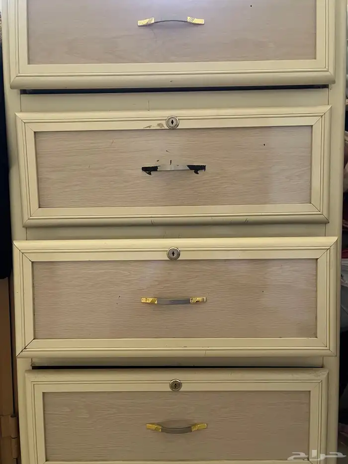 مجلس كنب مع طاولاته وسير كهربائي 5