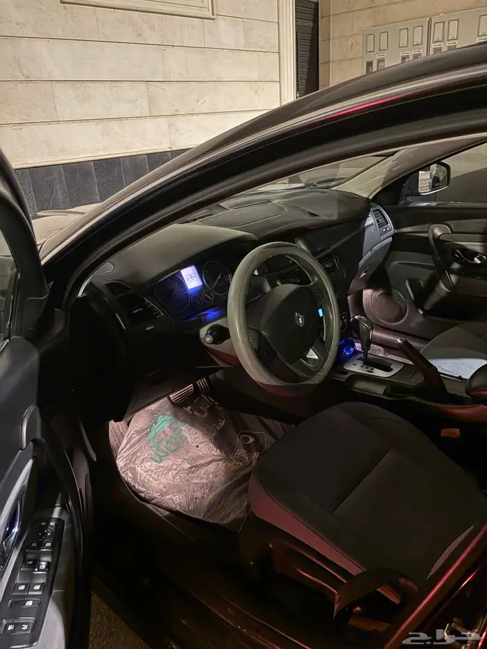 رينو سافران 2015 5