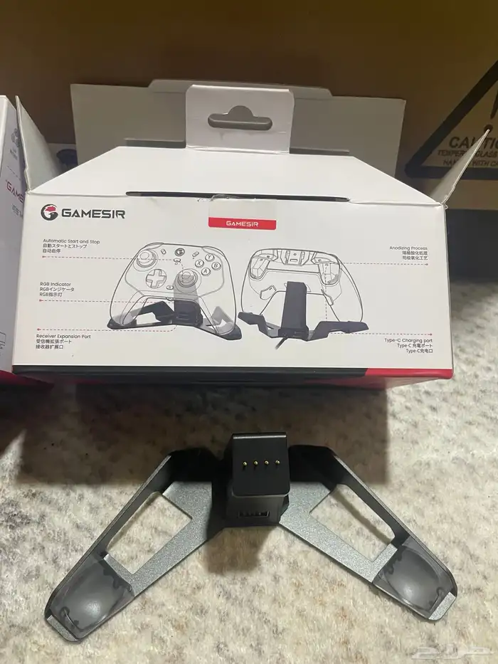 كمبيوتر RTX 5060   يد GameSir احترافية 5