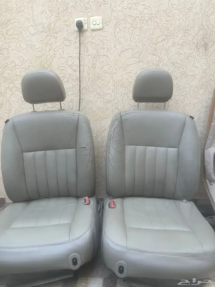 مراتب   تكايات فورد لينكولن تاون كار 2003 الى 2011 1