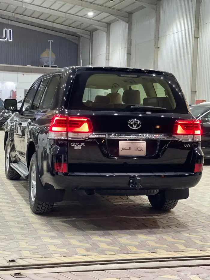 جي اكس ار هدد 8 سلندر لون اسود 2021 3