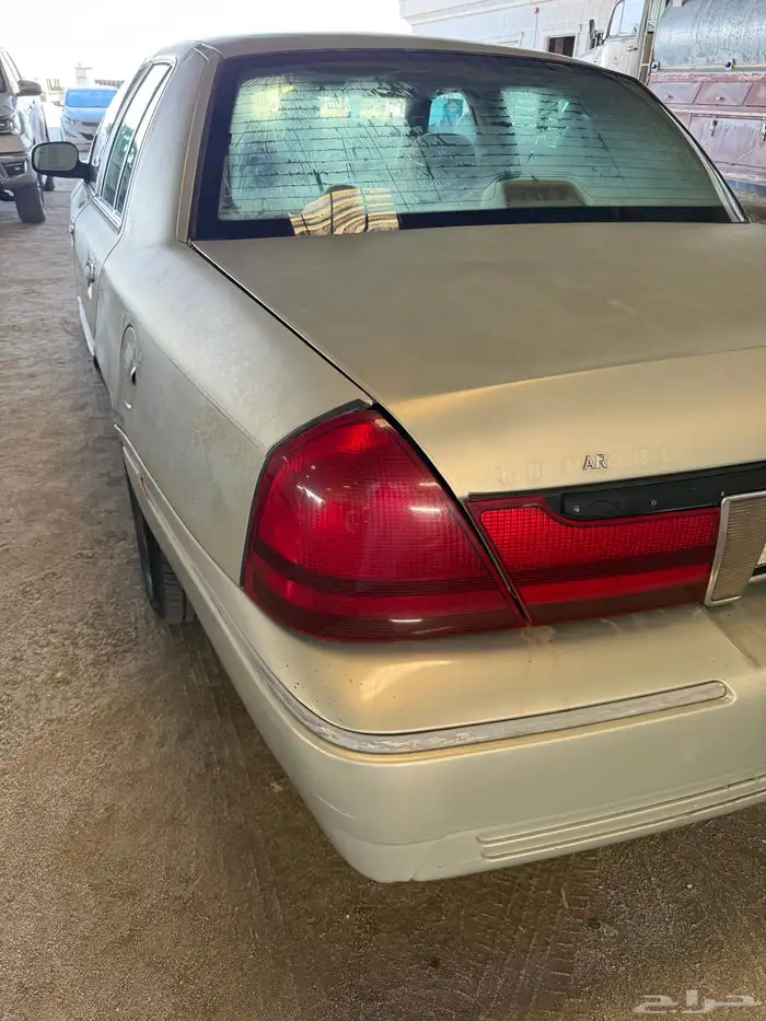 فورد 2005 للبيع جراند ماركيز 4