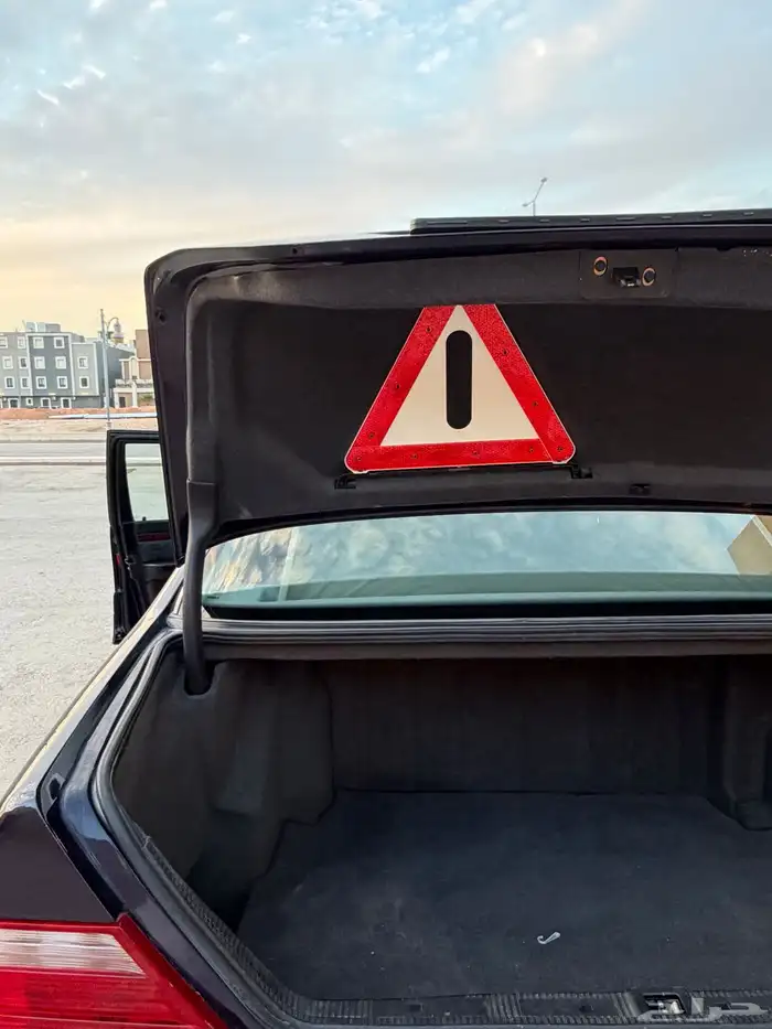 مرسيدس شبح موديل 97 مخزن نضيف جدا ممشى قليل وكاله 16