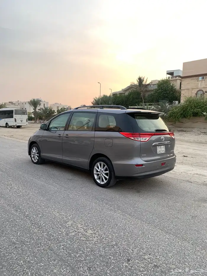 تويوتا بريفيا 2017 6