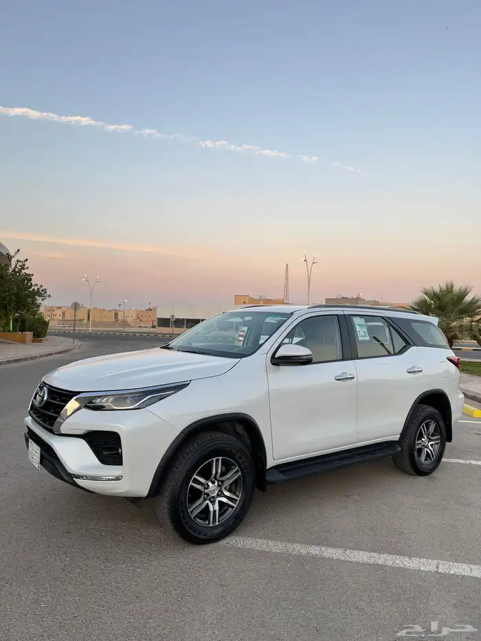 فورشنر 2023 6 سلندر VX سعودي 1