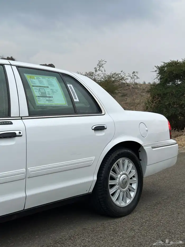 فورد جراند ماركيز 2011 نظييف شرط 22