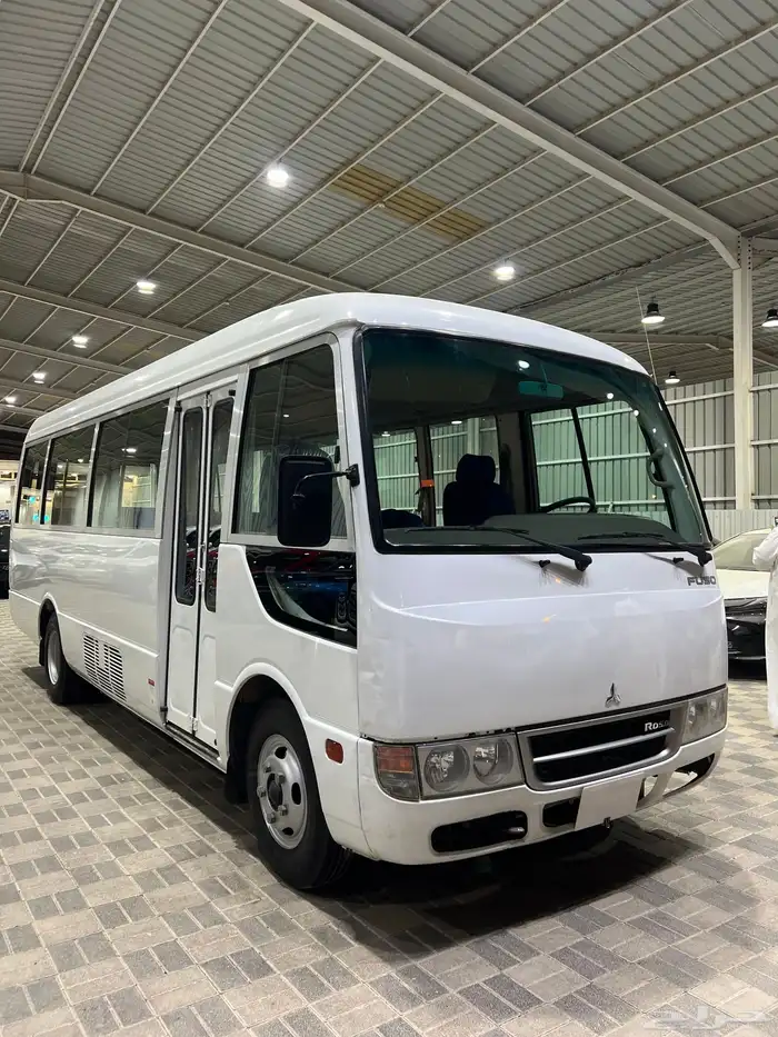 للبيع باص ميتسوبيشي روزا ديزل موديل 2014 مخزن 30 راكب 0
