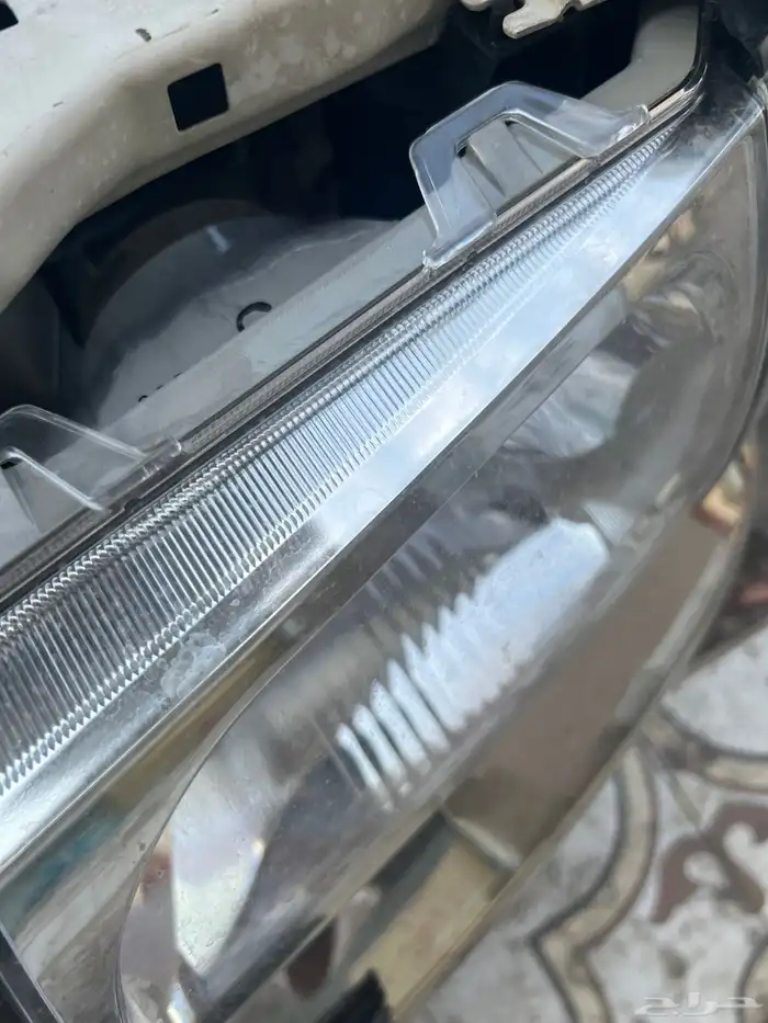 شمعات هايلكس 2005 استعمال يوم واحد اصليه وكاله 1