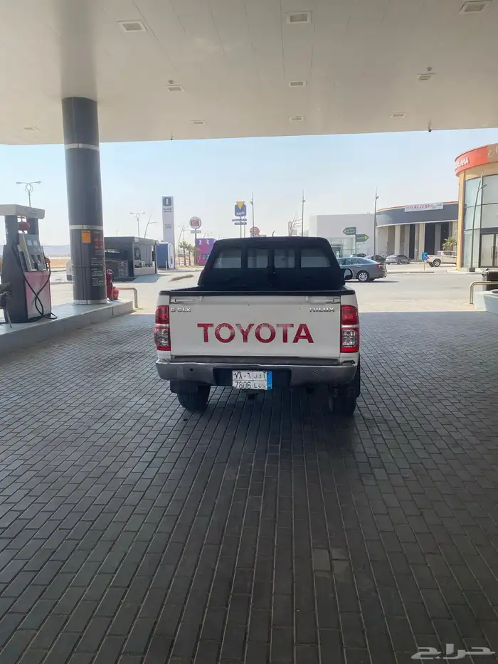 هايلوكس بنزين دبل 2014ممشى 413000 1