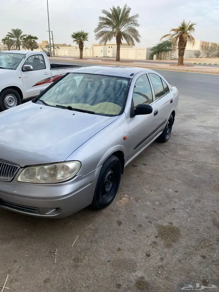 سيارة نيسان صني 0
