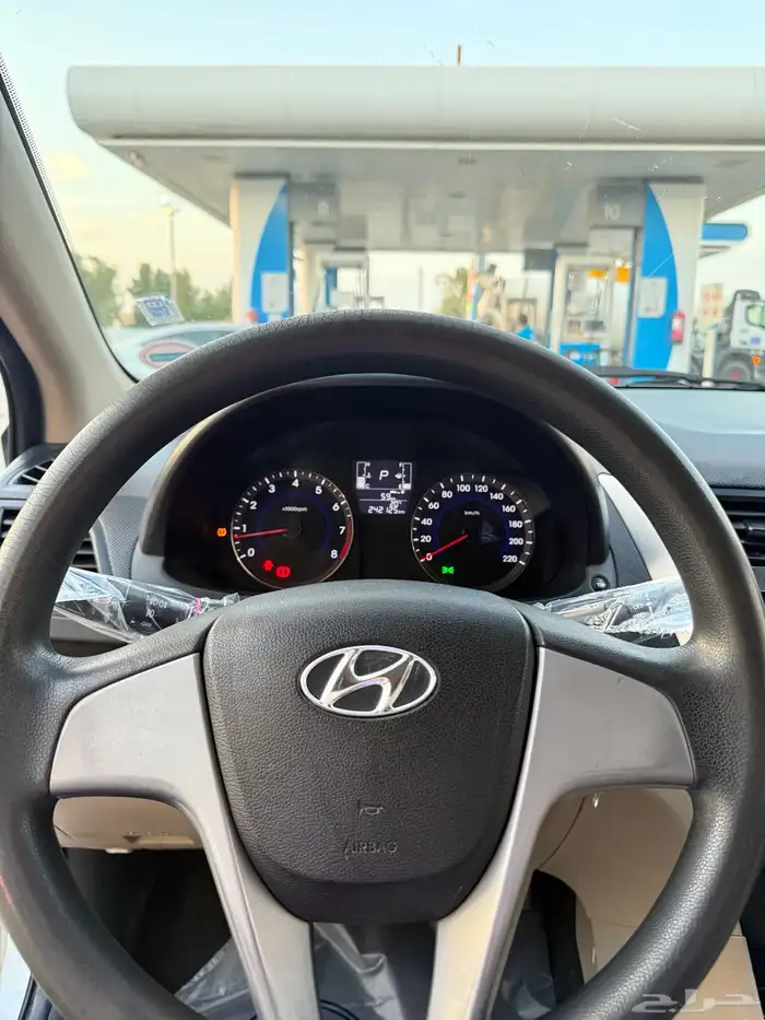 هيواندي اكسنت 2017 16