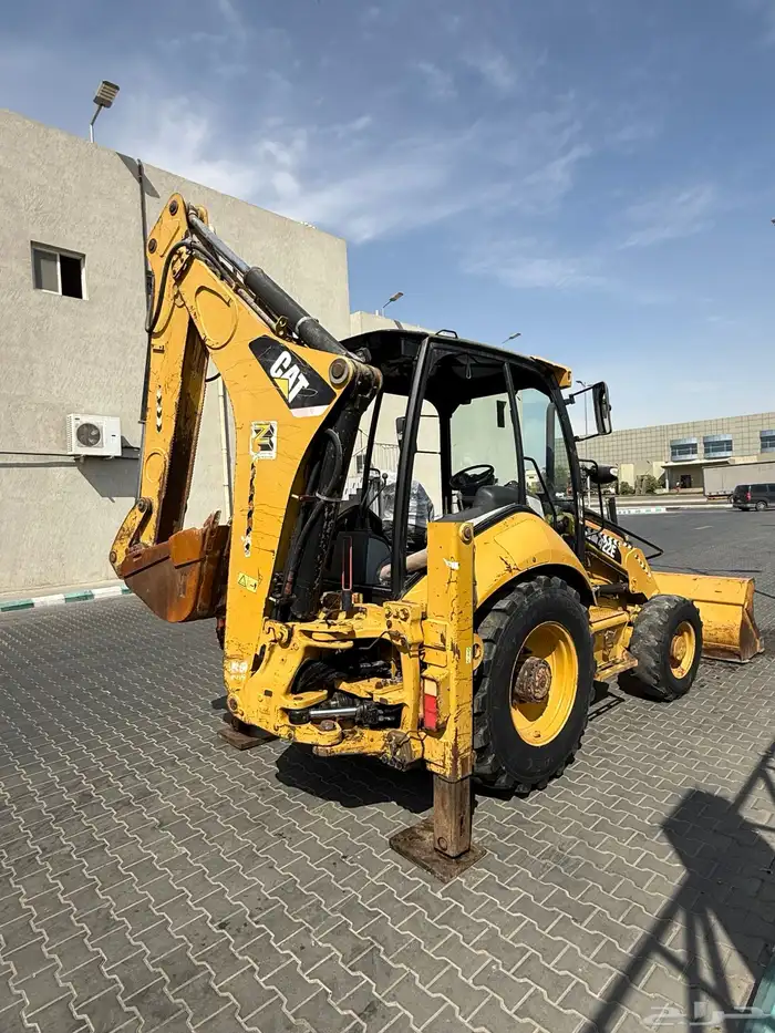 جي سي بي للبيع موديل 2008 معاه بطاقه جمروكيه 6