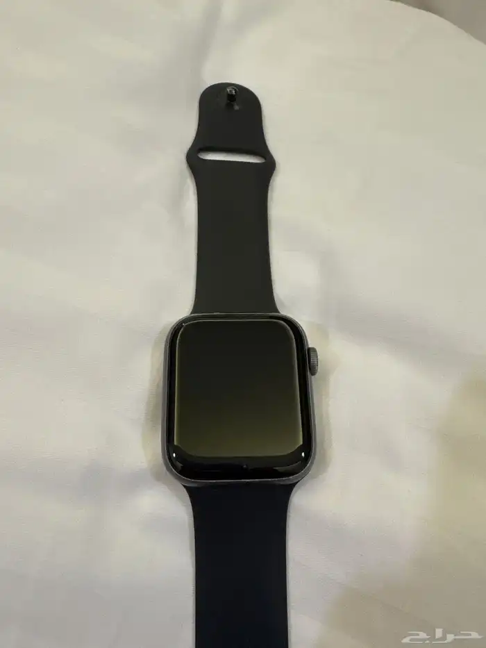 ساعة ابل الجيل الرابع ابل واتش 1