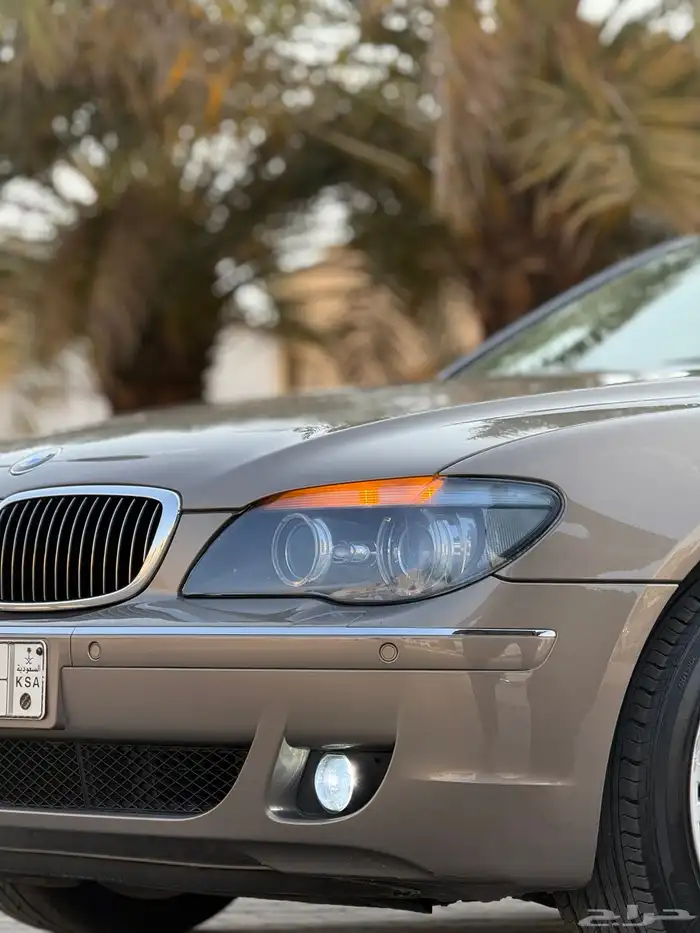 مالك اول مخزن بحالة الوكالة BMW730li 11