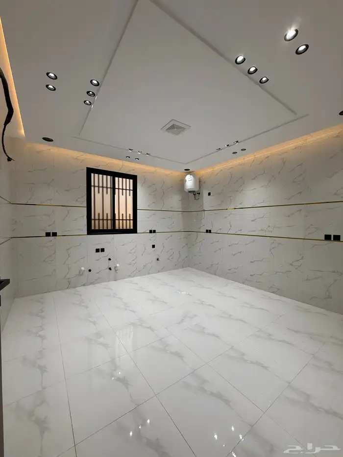 للبيع شقق علويه تشطيب فندقي بمصعد جاهز وسطح خاص بدره الموسي 11