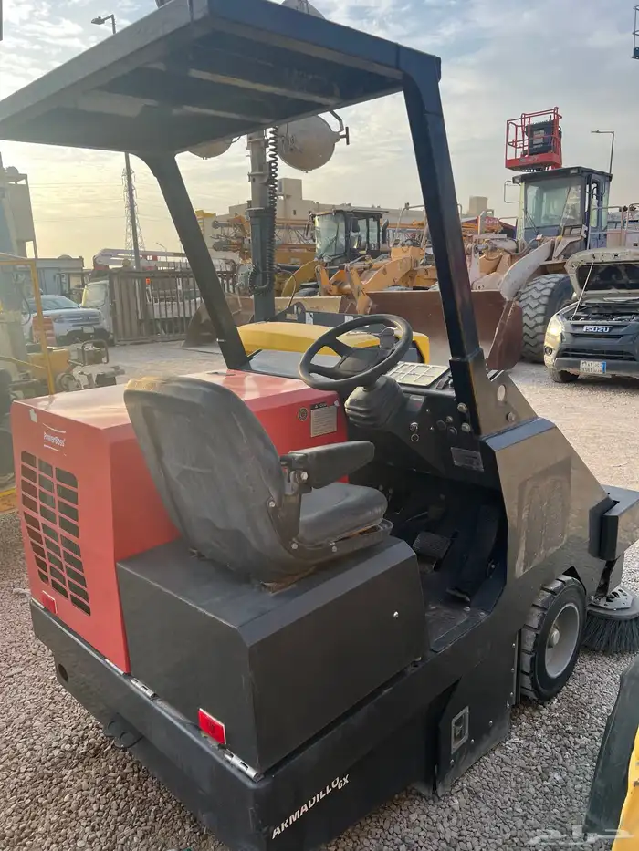 مكنسة طرق للبيع 2