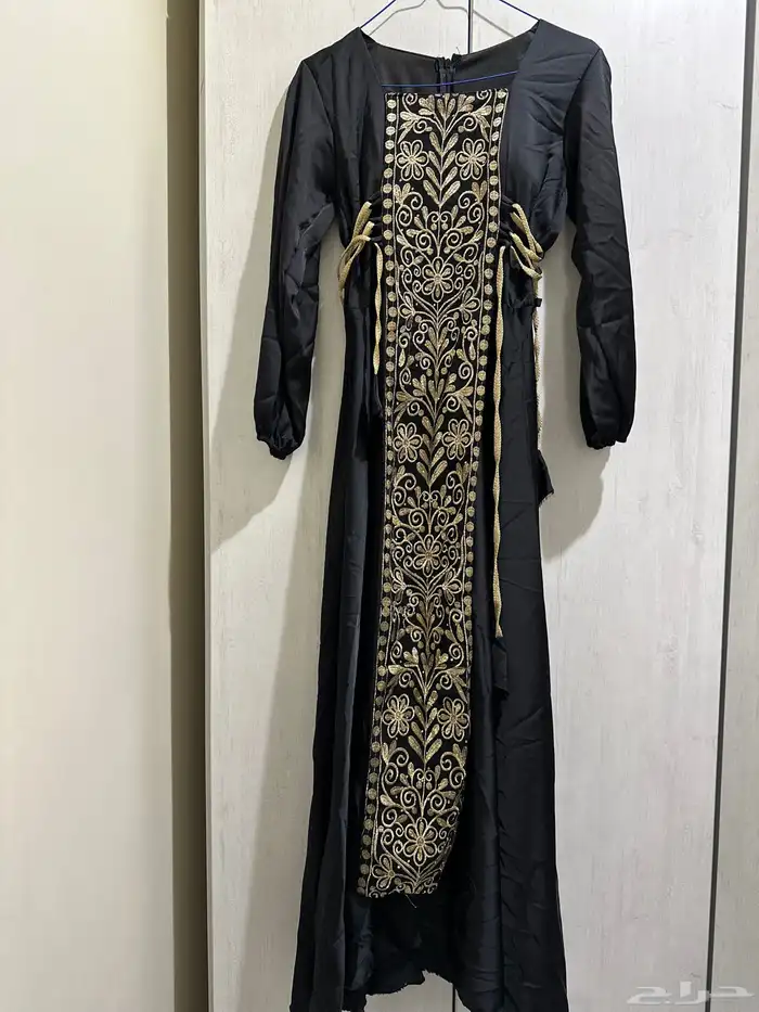 فساتين للبيع 2