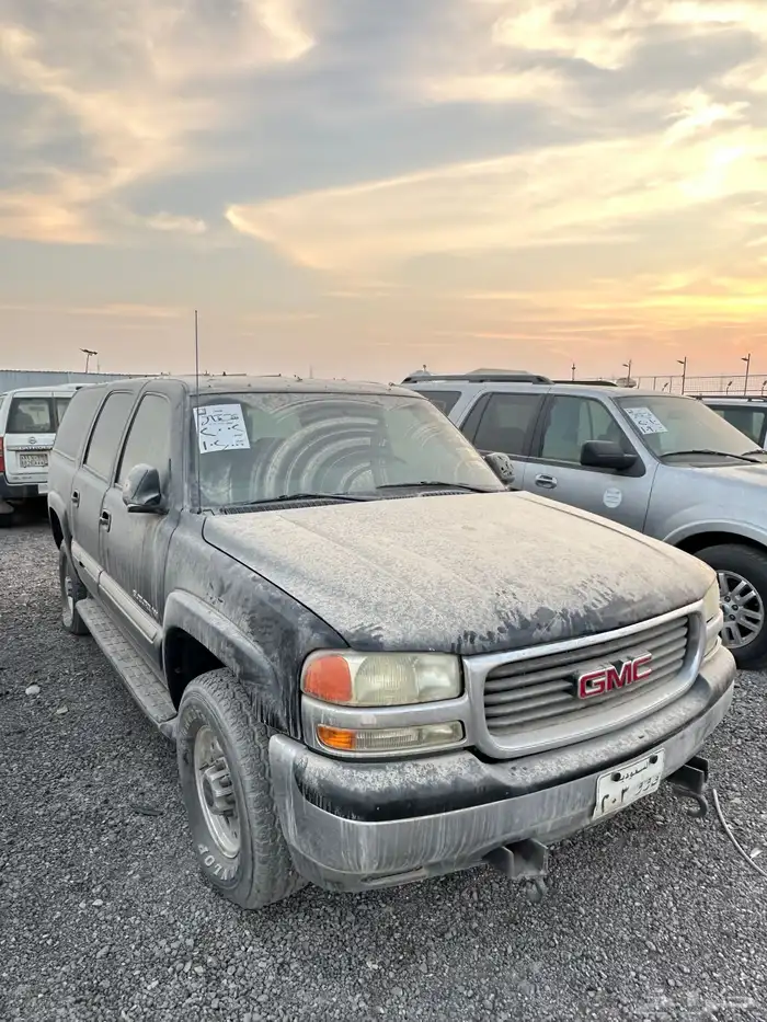 للبيع ددسن موديل 2008 وسيارات مختلفة بمزاد علني 35