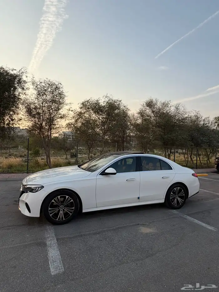 مرسيدس E CLASS 2024 3