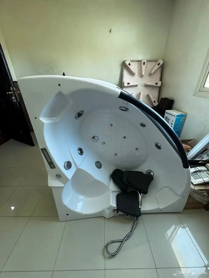 بانيو جاكوزي 0