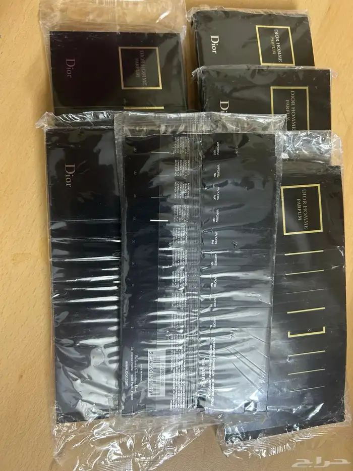 عطر ديور هوم بارفيوم 1 مل 6 درزن   مباع 1