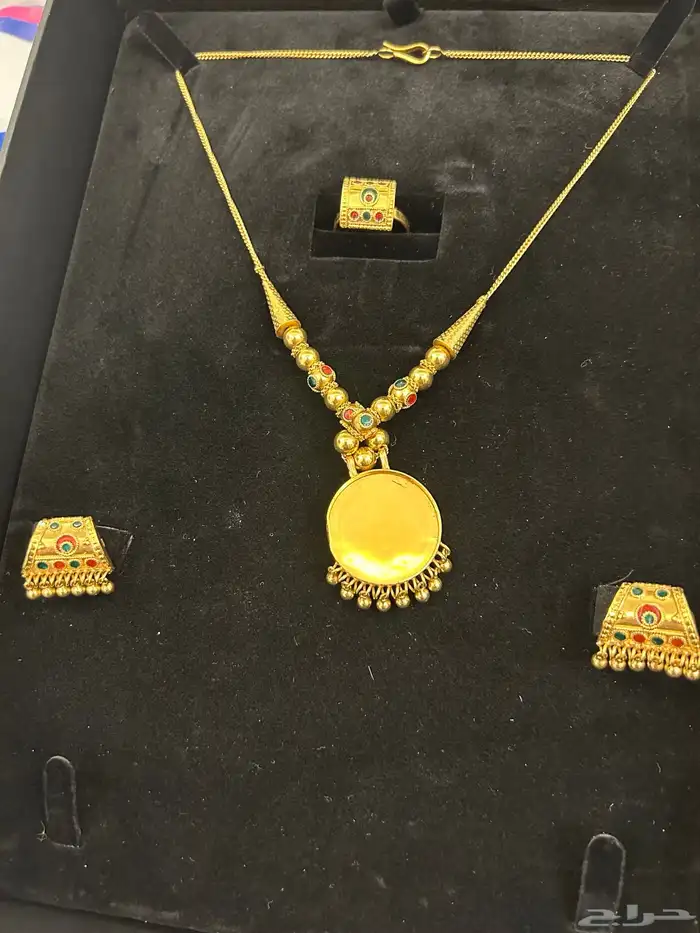 عقد ذهب عيار 21   مستعمل 2