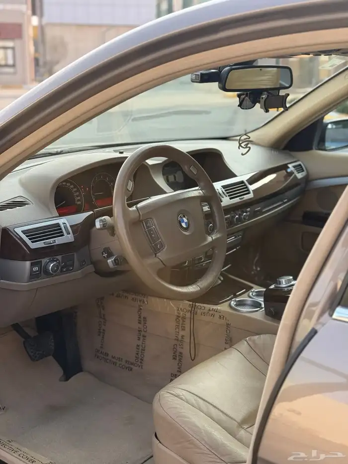 مالك اول مخزن بحالة الوكالة BMW730li 20