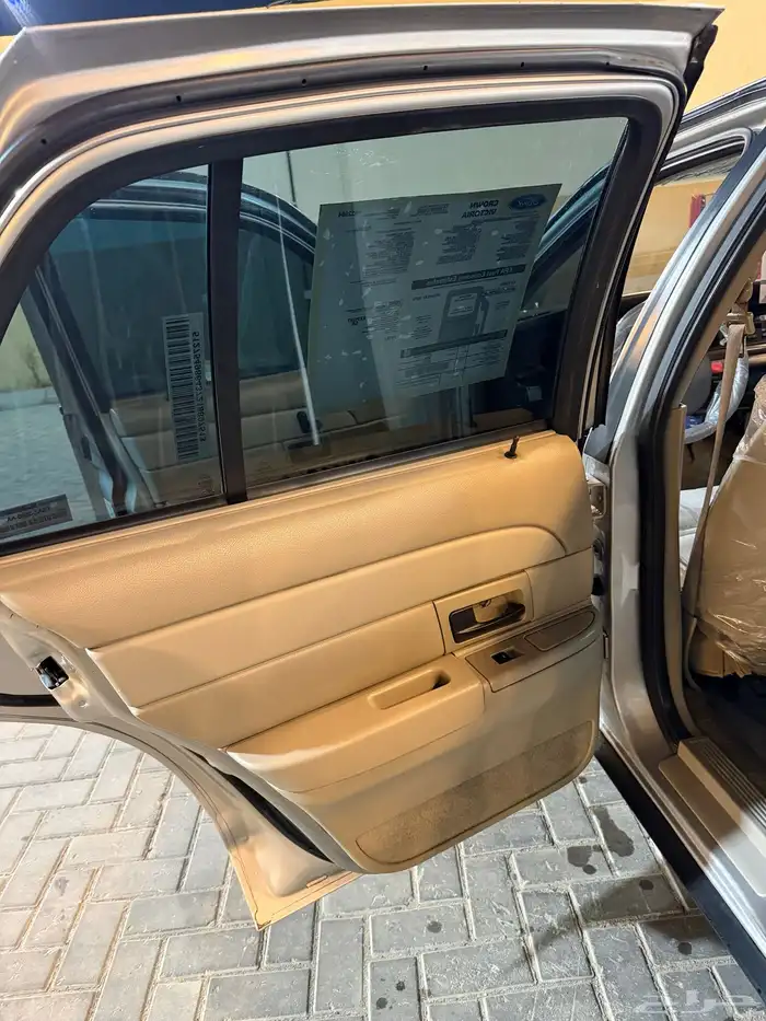 فورد فكتوريا 8