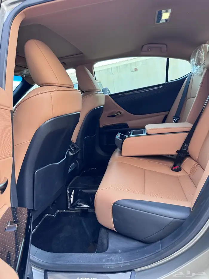 لكزز ( 350 شبه الاصفار ) 83