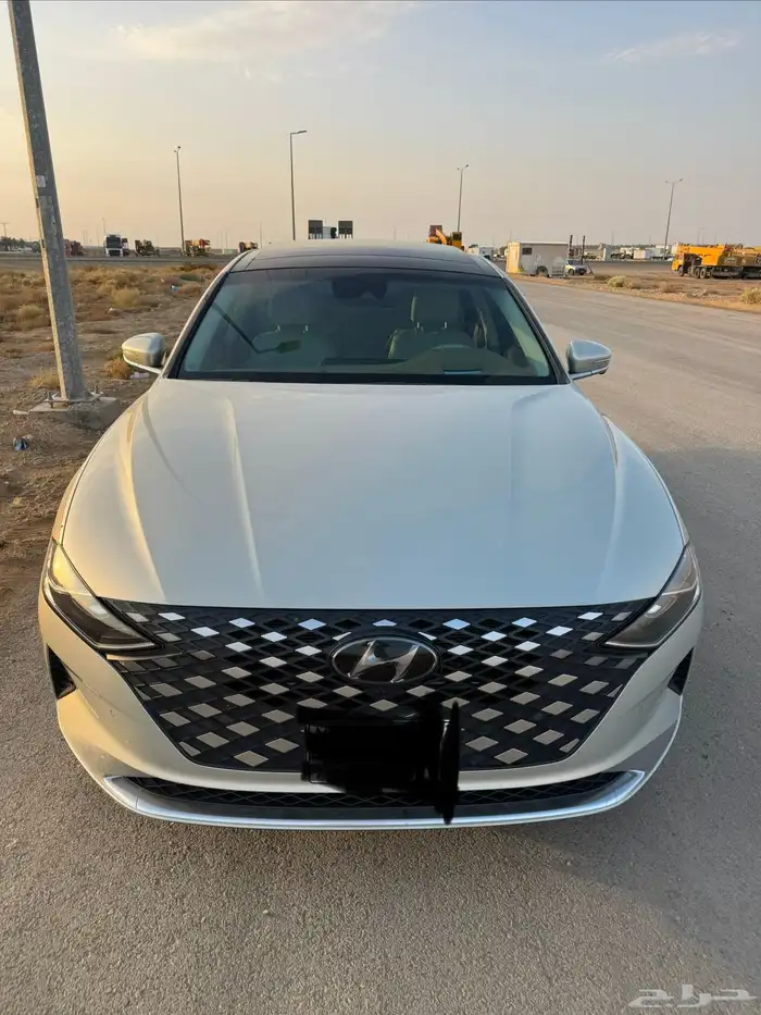 ازيرا 2023 سعودية بريميوم فل كامل ممشى قليل بريحة الوكاله 3