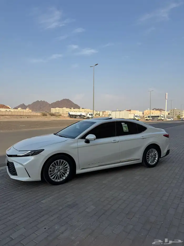 كامري 2025 LE 5