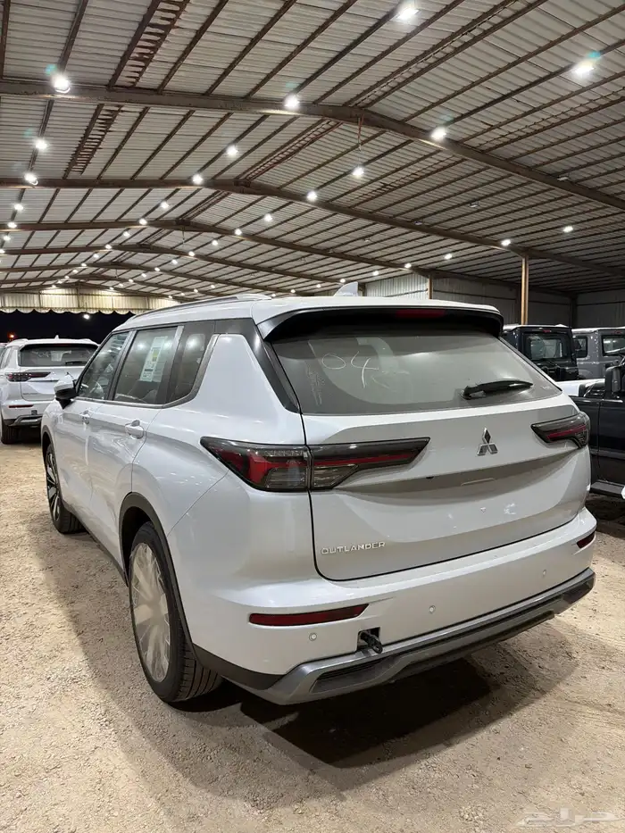 ميتسوبيشي اوتلاندر 2026 نص فل بلس ب 121900 عرض خاص حصري 0