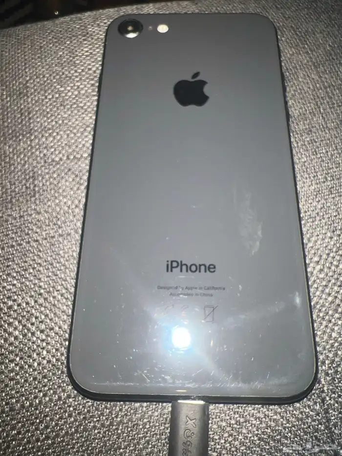 للبيع ايفون 8 0