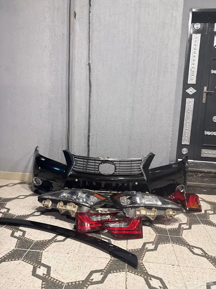 قطع غيار لكزس GS 8