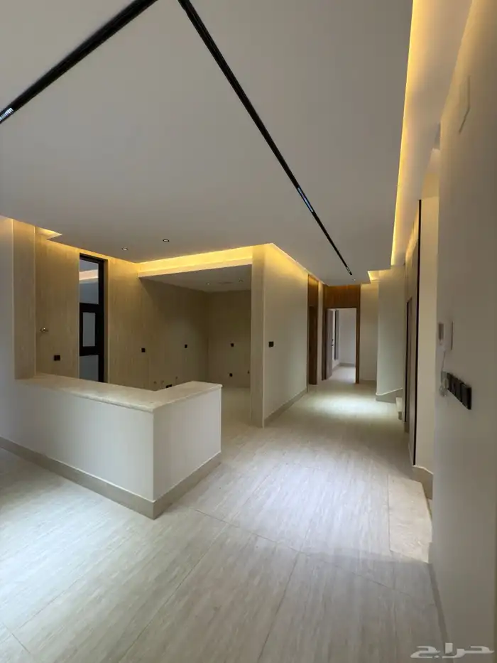 للبيع فلل مودرن بتصميم عصري ابها حى الزهور طريق المحاله ب 29