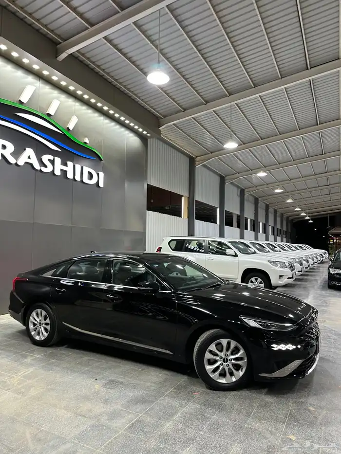 كيا K8 نص فل 2022 اسود لدى معرض(عبيد الرشيدي) 9