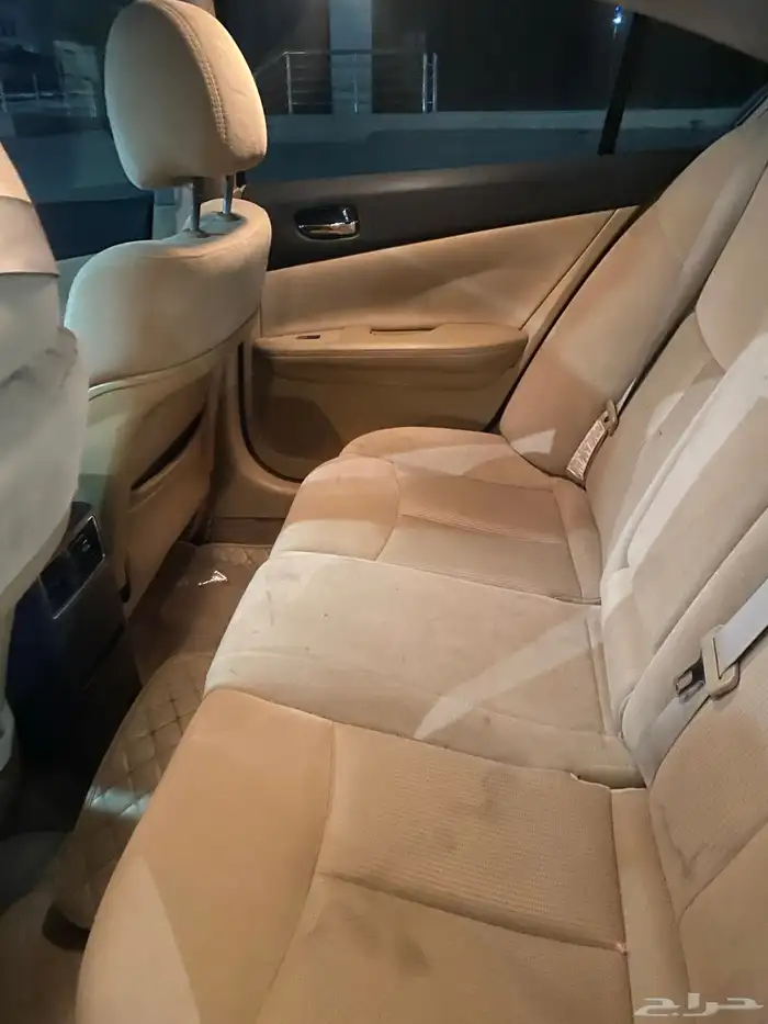 للبيع مكسيما 2010 6