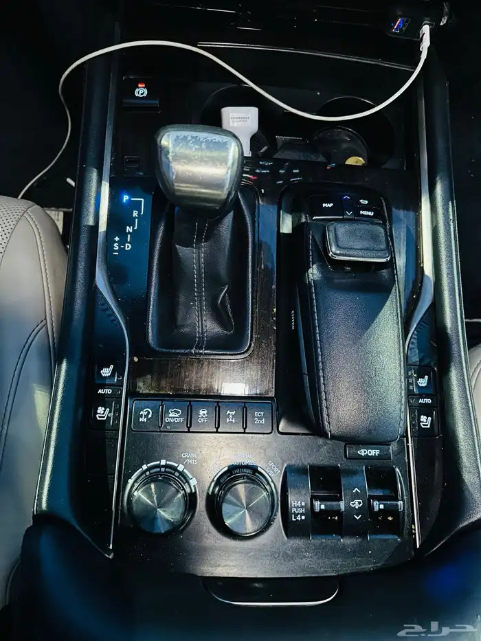 للبيع لكزس LX570s الموديل 2018 محركات وكاله السعر 225000 28