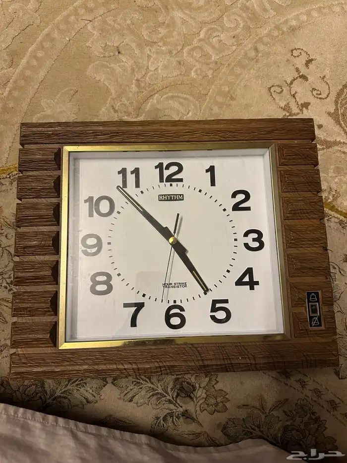 ساعة تراث يبانية ماركة RHYTHM 0