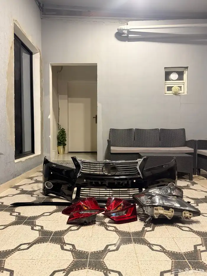 قطع غيار لكزس GS 0