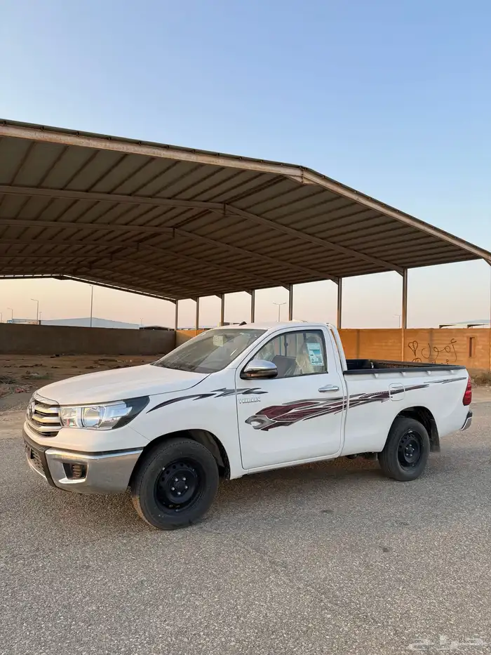 هايلوكس غماره 2023 فل كامل اصفار 1