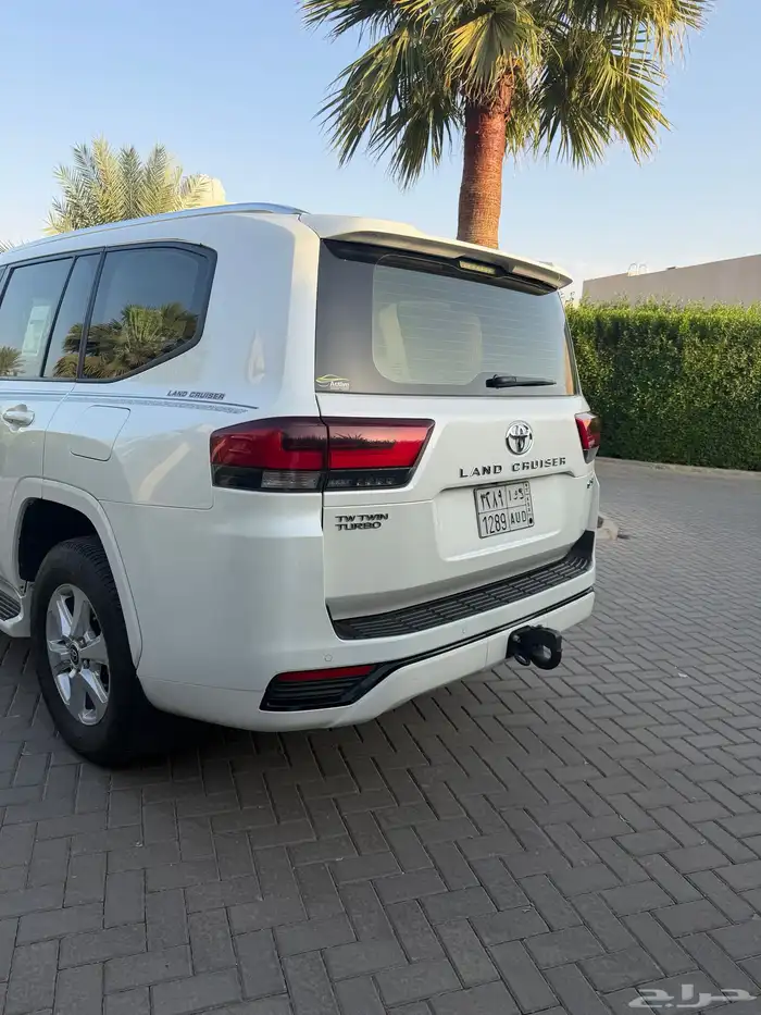 (تم البيع) لاندكروزر جكسار L2 ديزل 2022 10