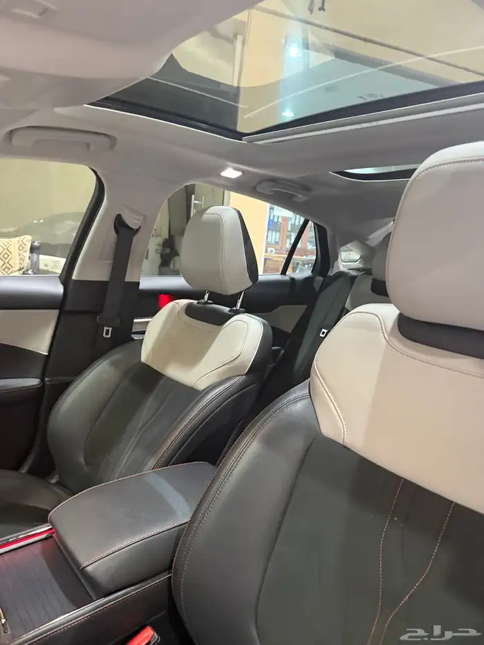 فورد تورس 2023 فل كامل 11